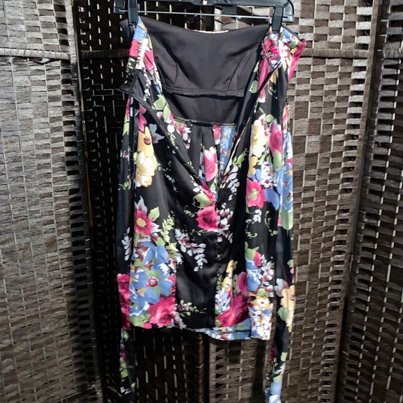 Floral Strapless Dress - Picture 4 of 7